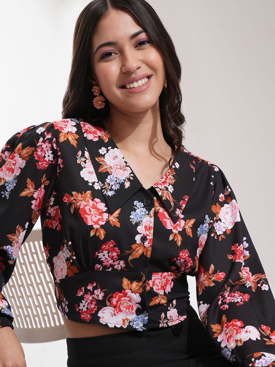 Tokyo Talkies Women Floral Printed Peter Pan Collar Top