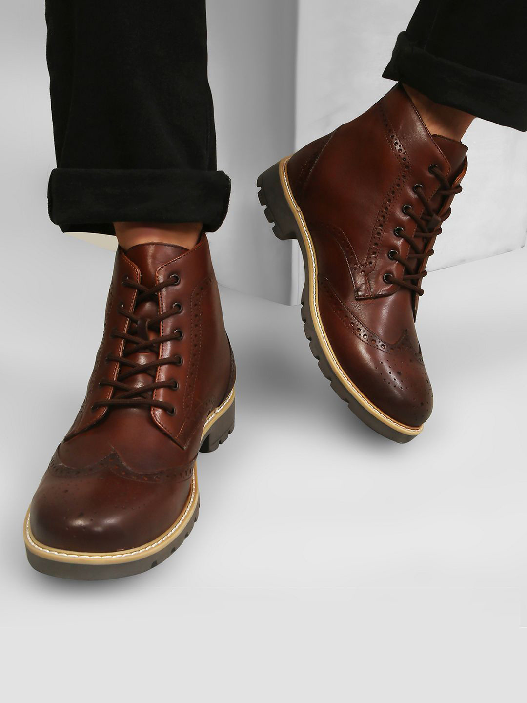 yoho Men High-Top Premium Leather Winter Classic Boot M-002