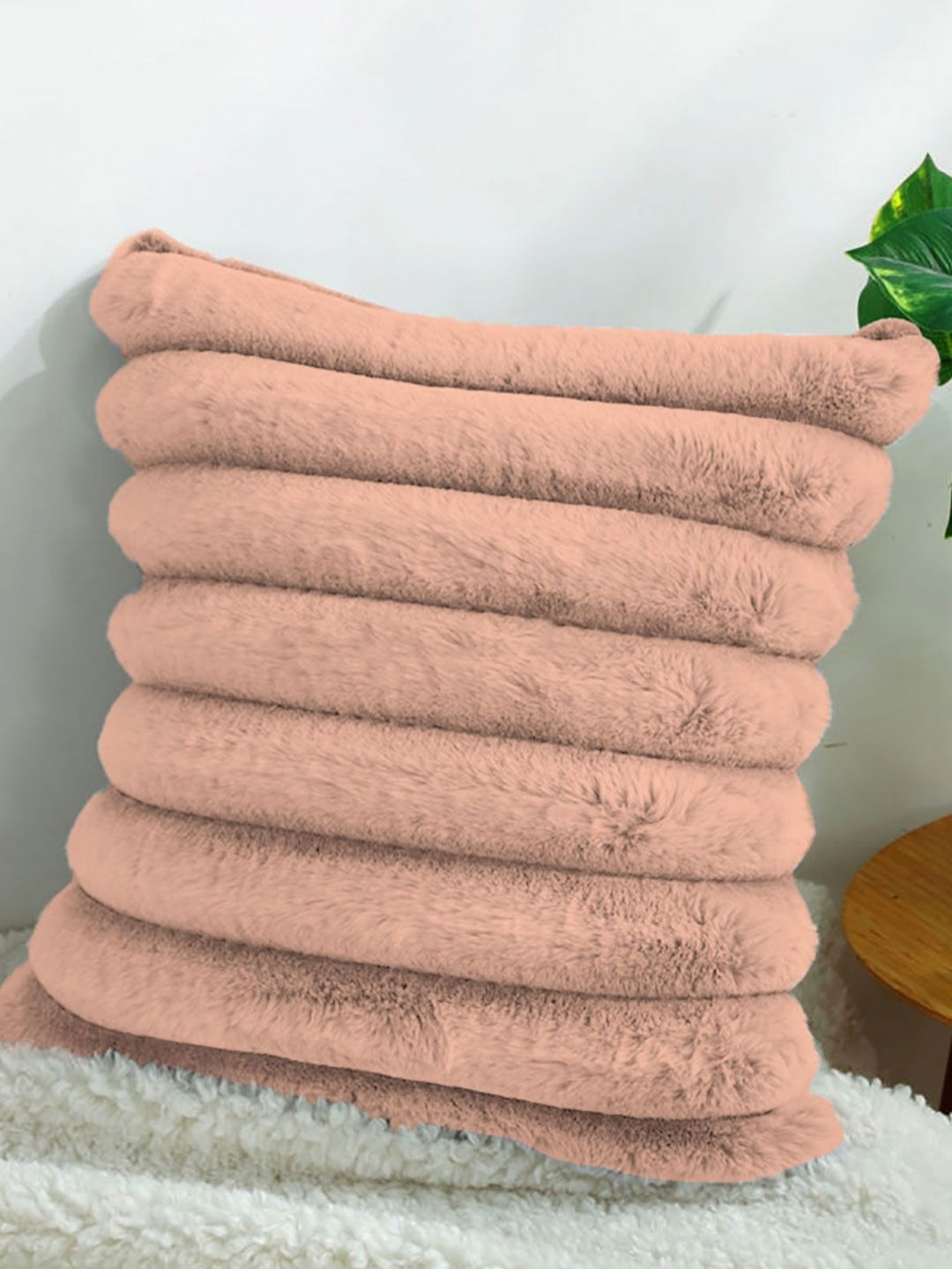 LUXEHOME INTERNATIONAL Fur Self Design Polyester Textured Cushion Covers - 16 x 16 In