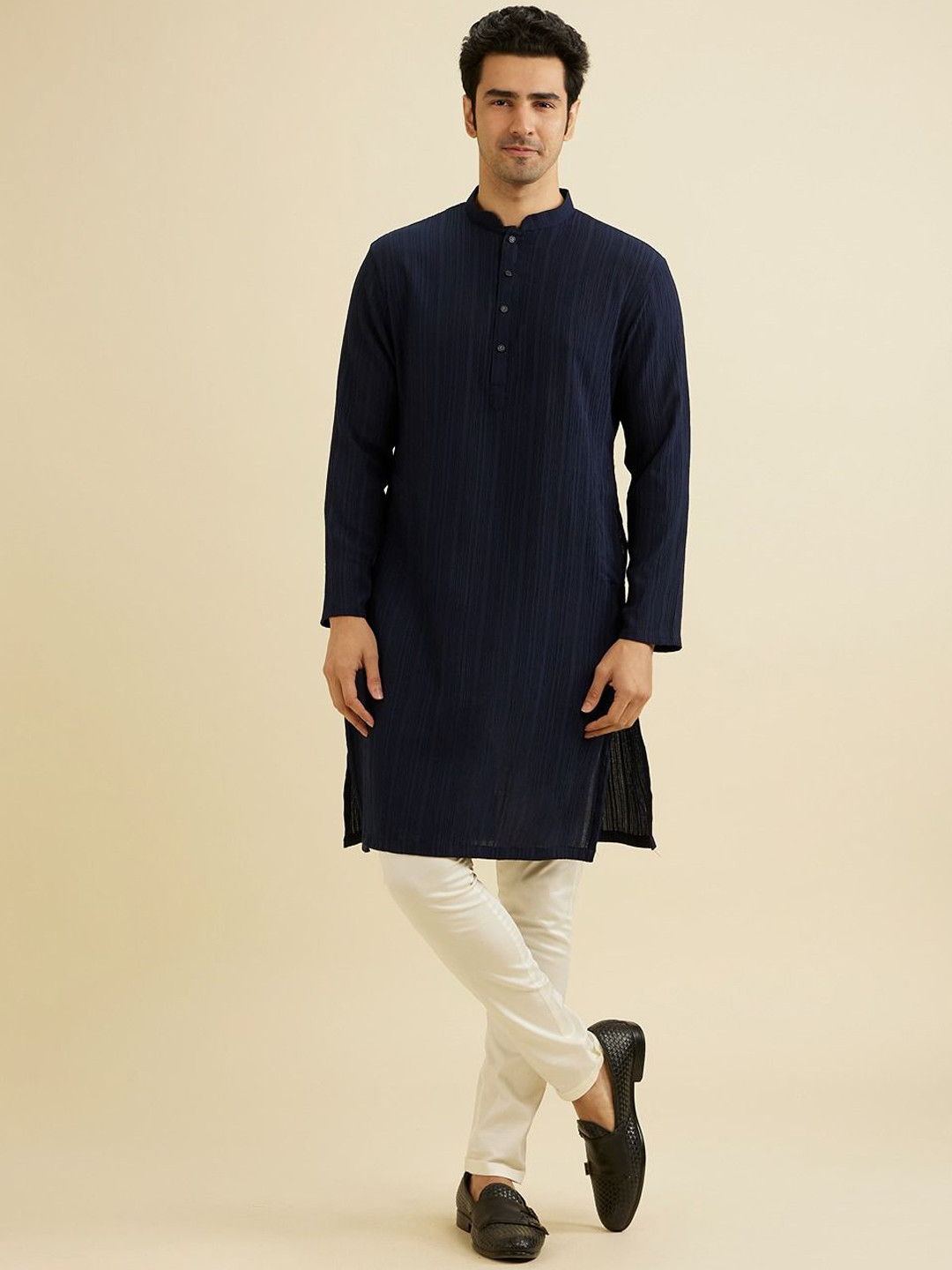 Manyavar Textured Mandarin Collar Kurta