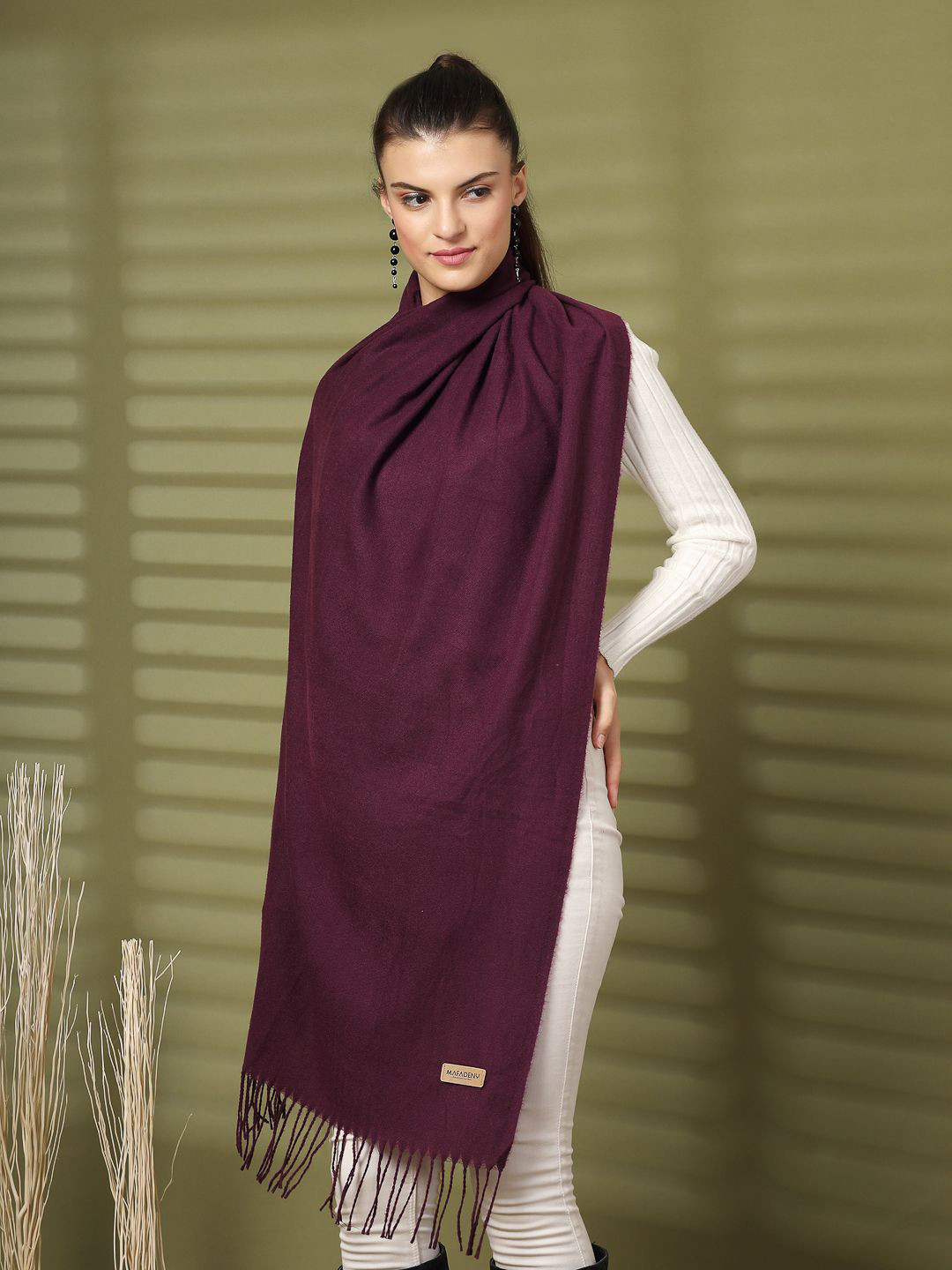 Mafadeny Women Solid Stole With Fringed Border