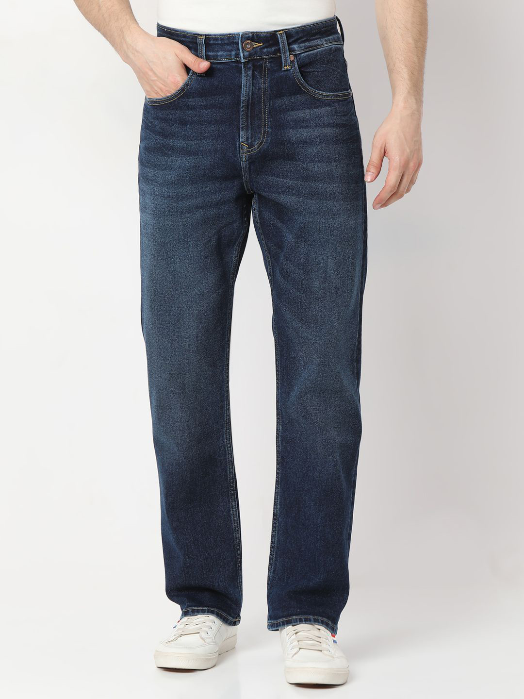 SPYKAR Men Chico Fit Mid-Rise Comfort Fit Light Fade Stretchable Jeans