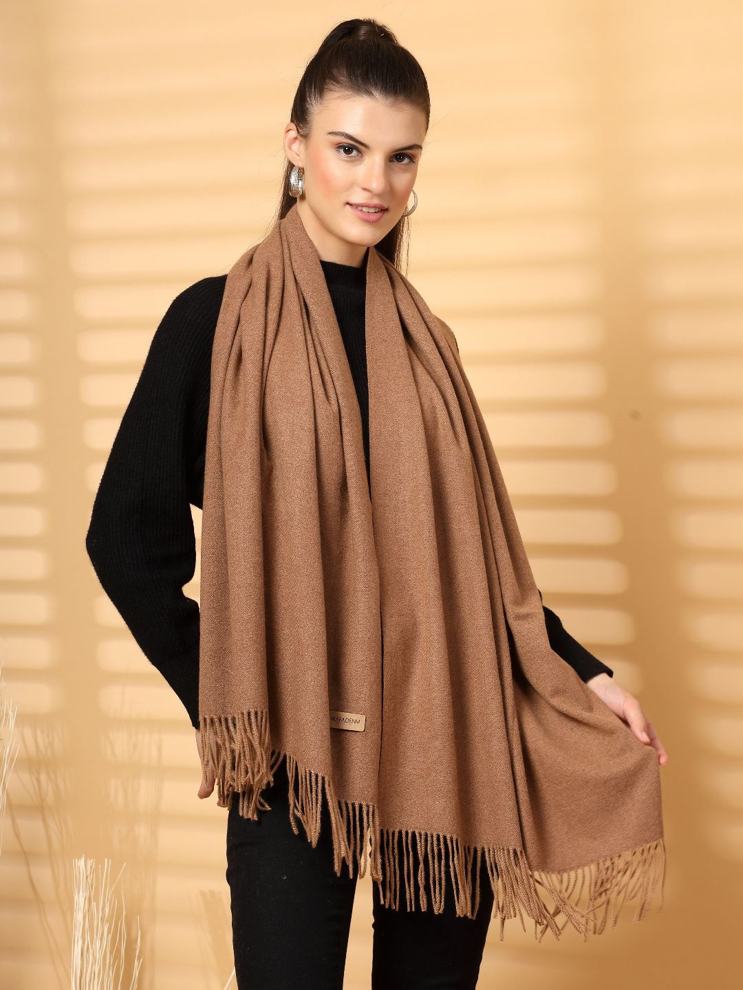 Mafadeny Women Fringed Stole