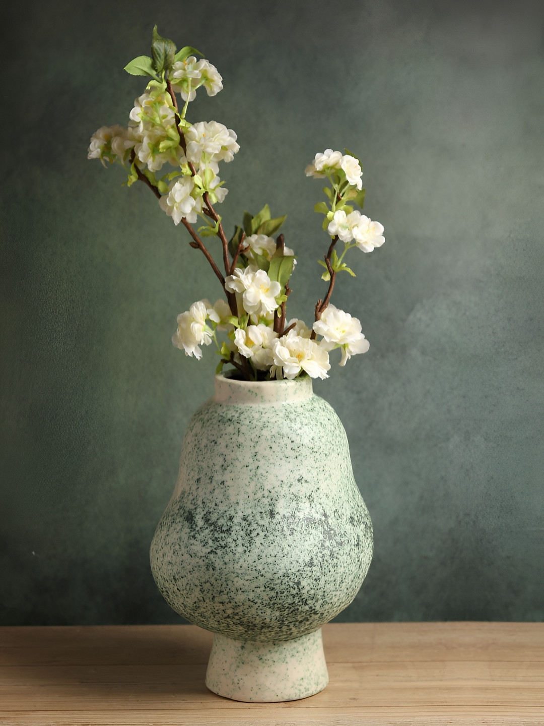 HABERE INDIA Green & White Ceramic Textured Flower Vase
