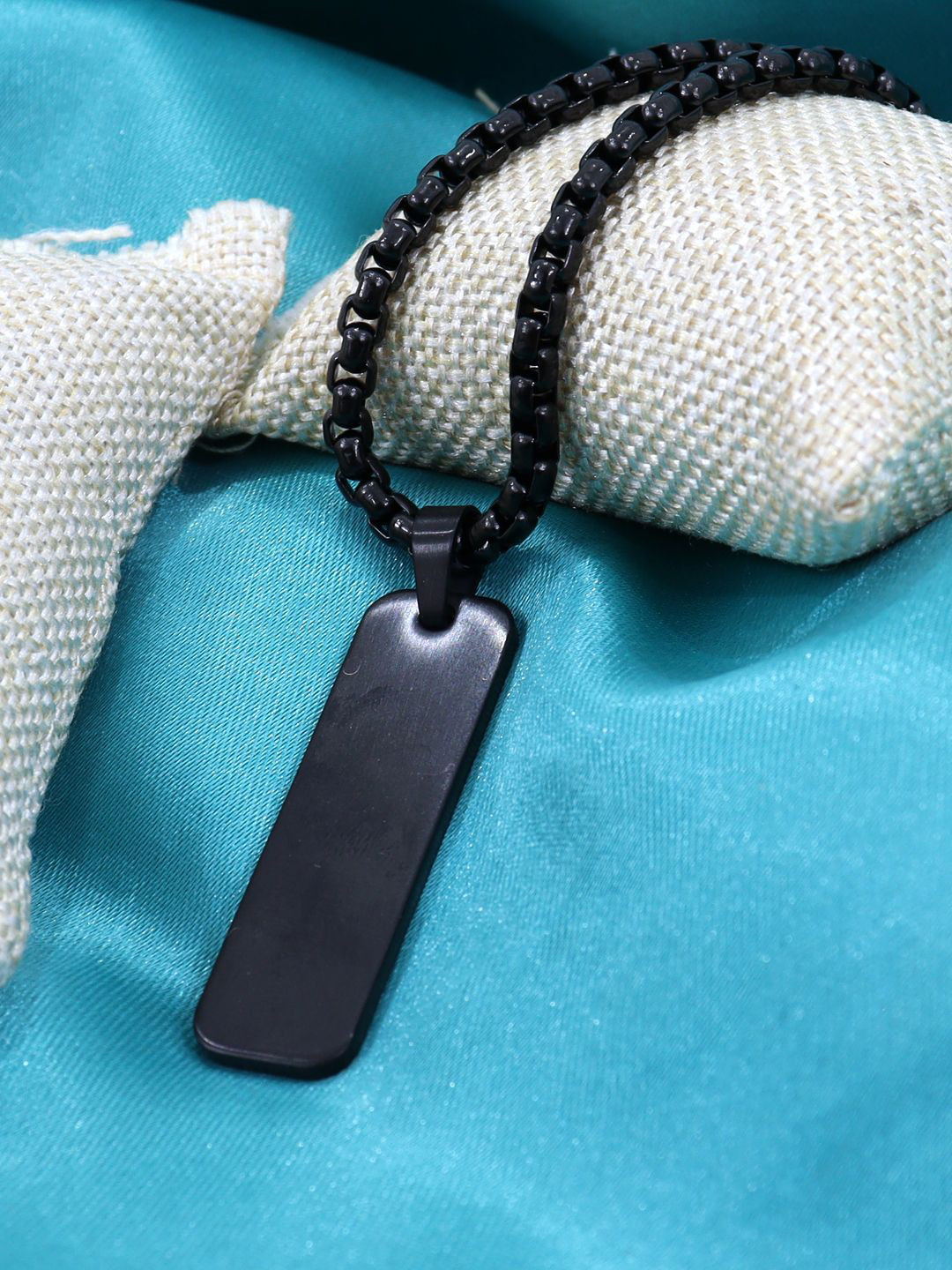 Krelin Men Stainless Steel Contemporary Edge Pendant With Chain