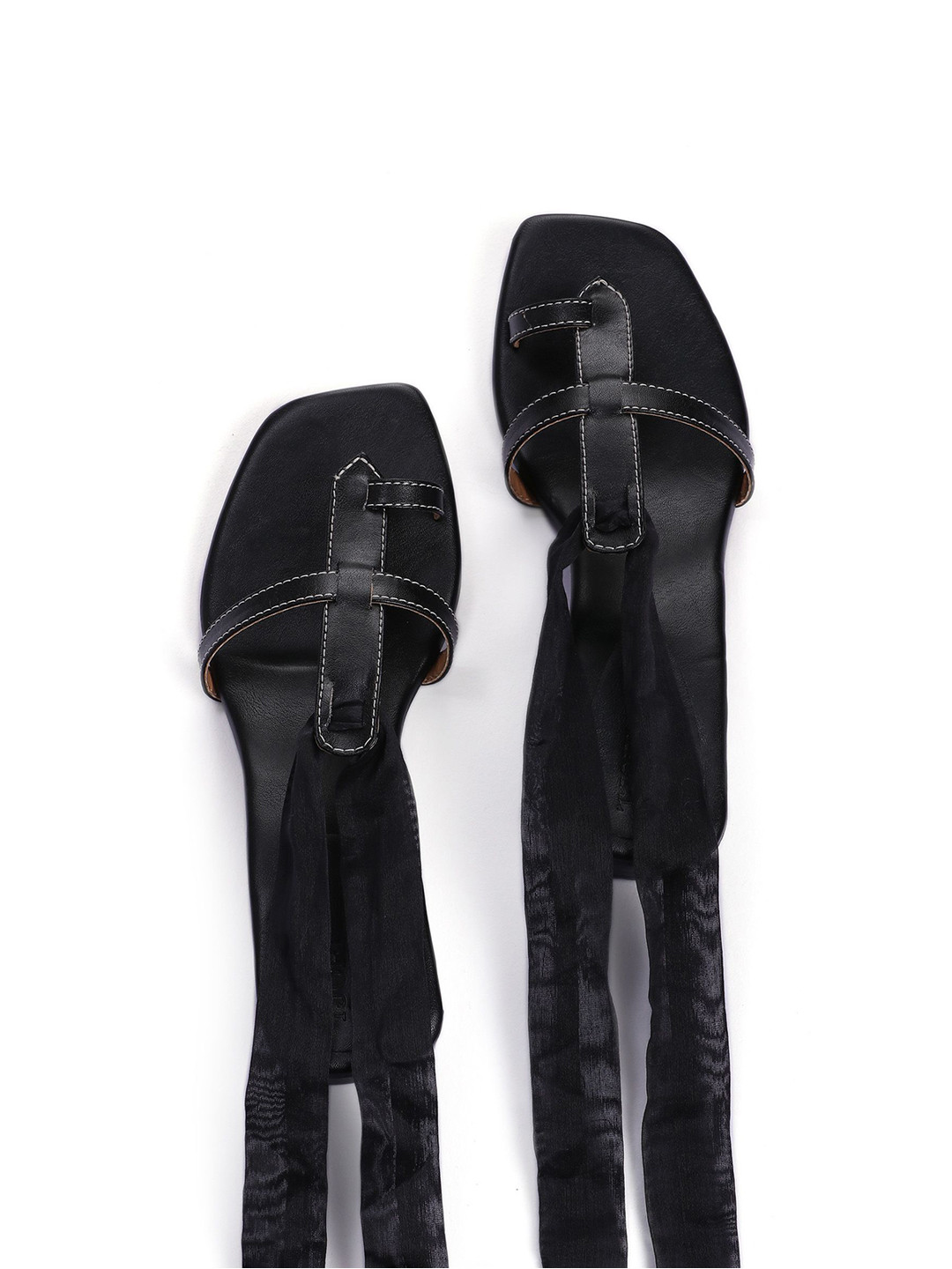 Saagah Leather Block Heel Sandals With Tie Up