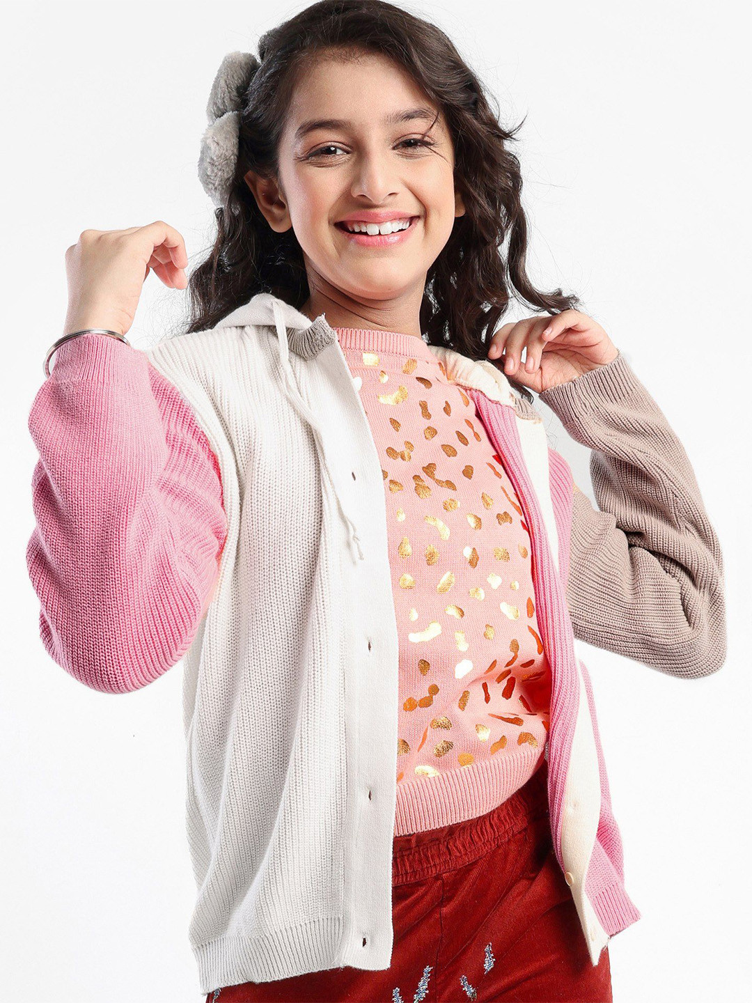 ARIAS By LARA DUTTA Girls Colourblocked Hooded Long Sleeves Front-Open Sweaters