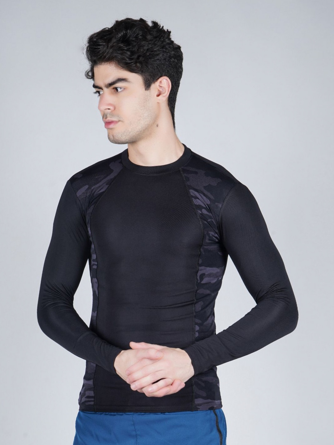 NEVER LOSE Men Camouflage Printed Round Neck Nylon Compression T-shirt