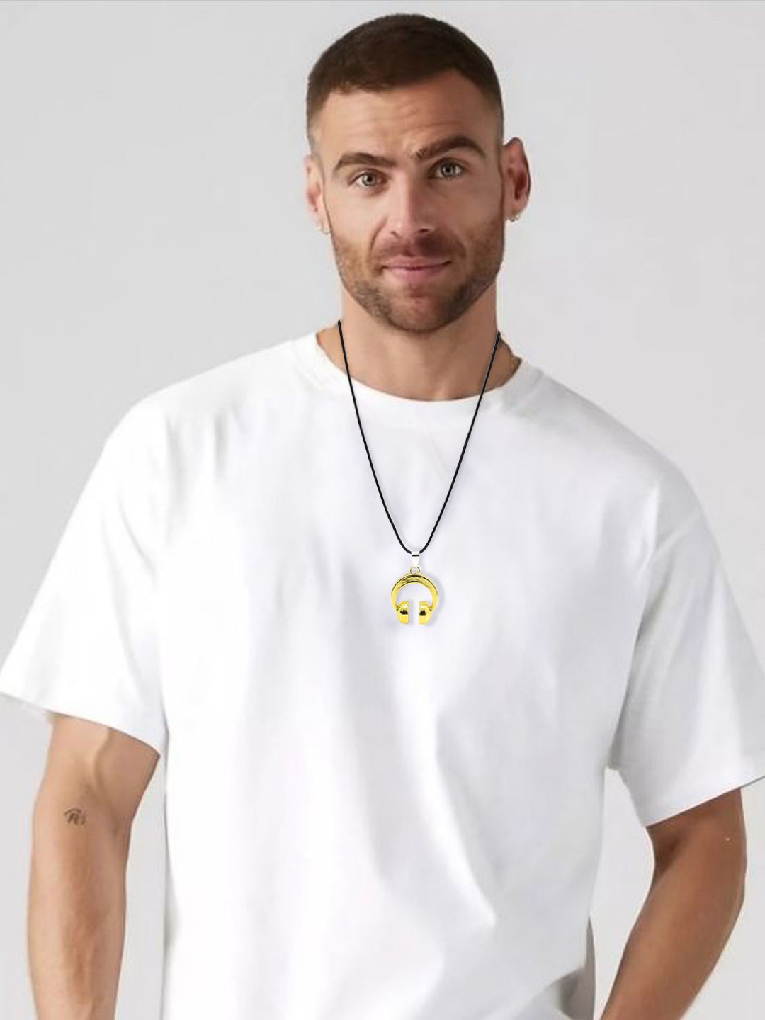 KRENOZ Men Stainless Steel Music Headphone Shape Pendant With Chain