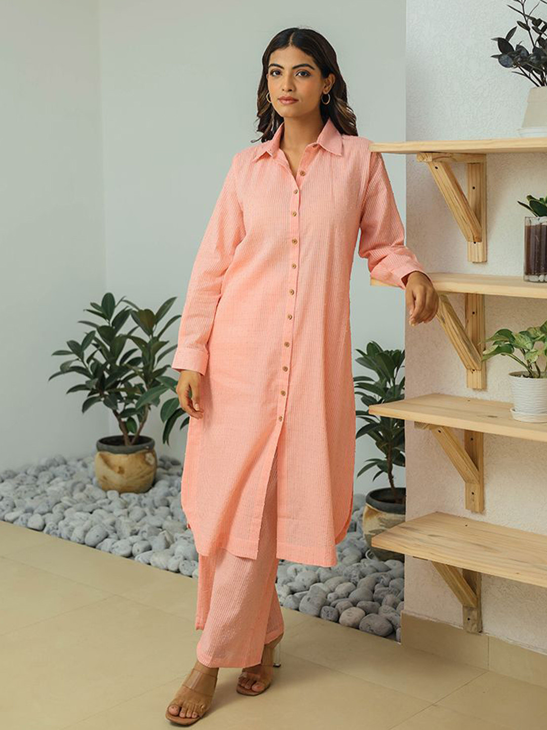 Kapraaha Self Design Shirt Collar Pure Cotton Tunic With Trousers