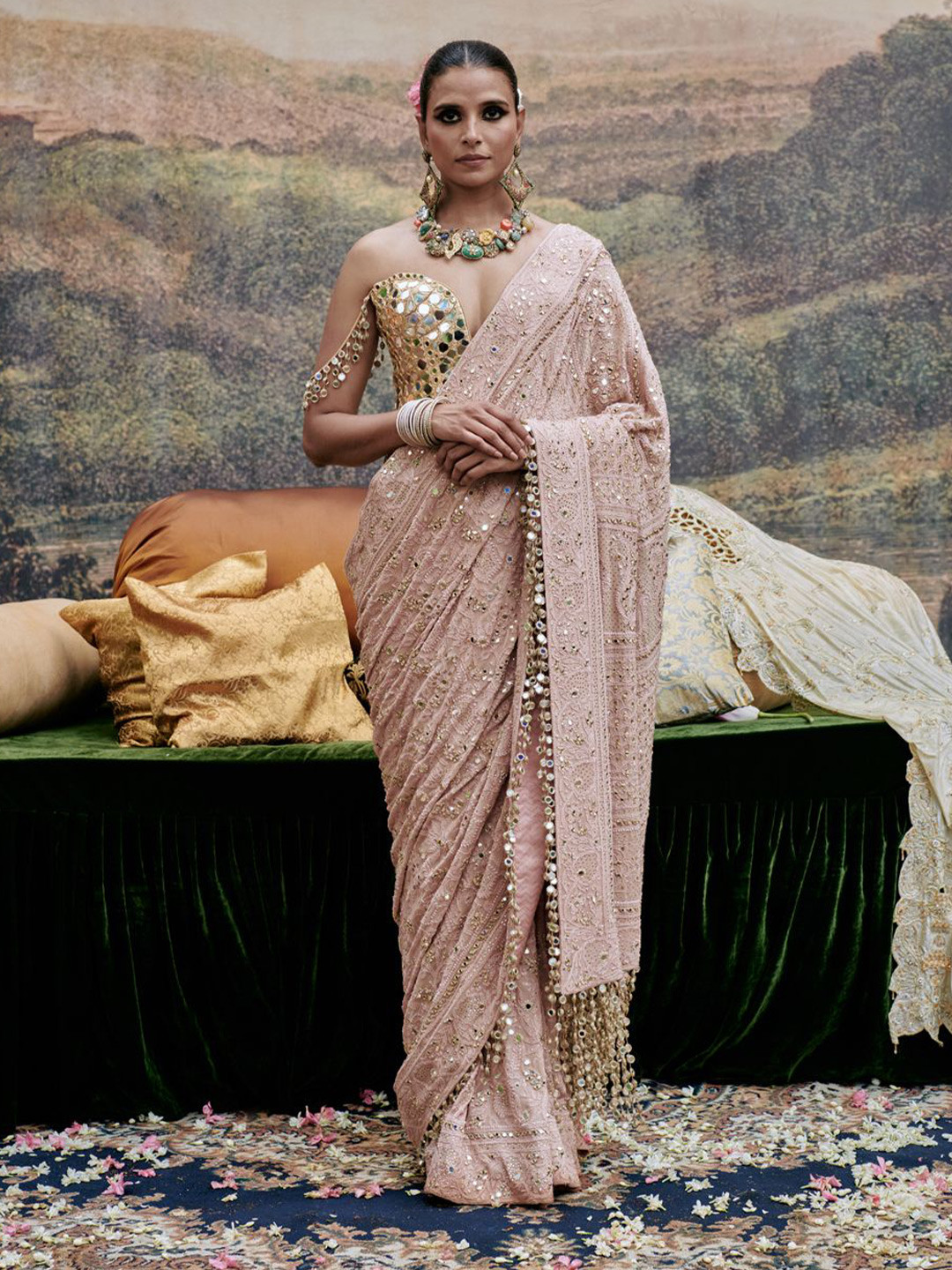 ITRH Embellished Beads and Stones Pure Cotton Party Saree