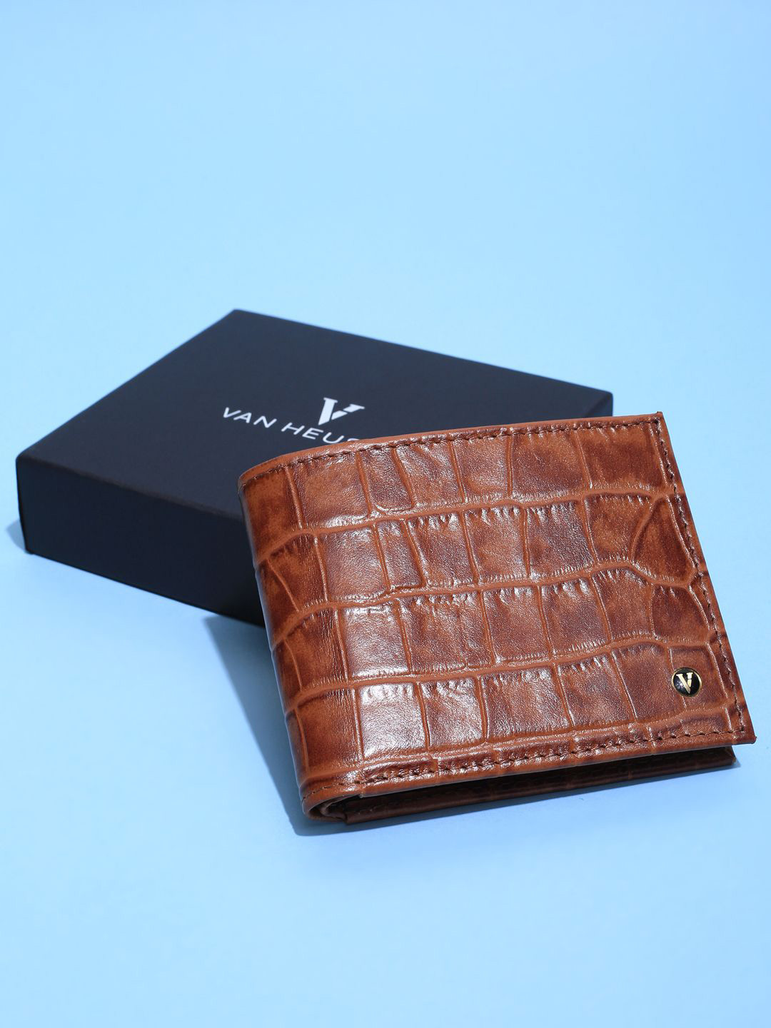 Van Heusen Men Leather Two Fold Wallet with SIM Card Holder