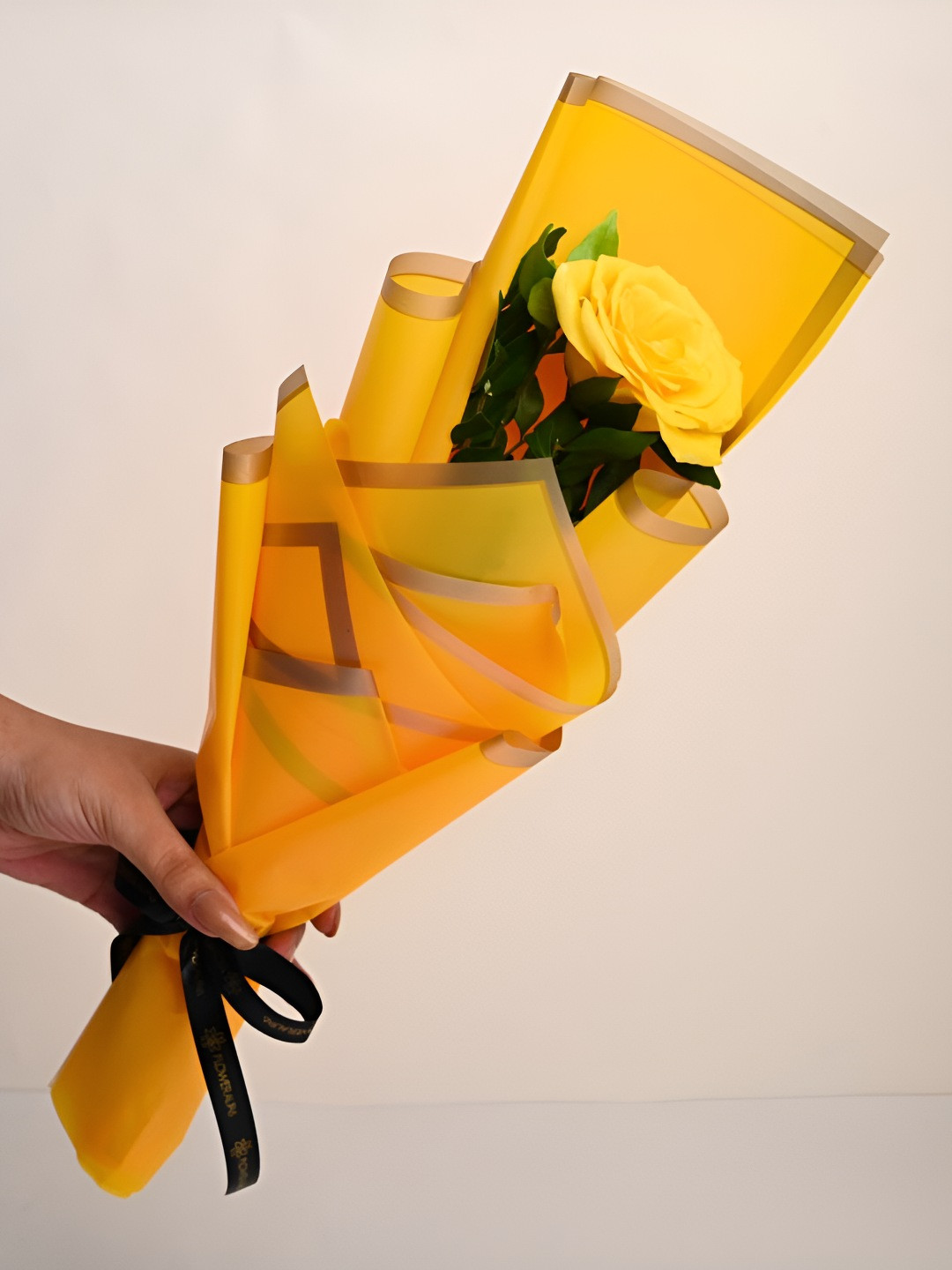 Floweraura Yellow & Green Roses Fresh Flowers Bouquet