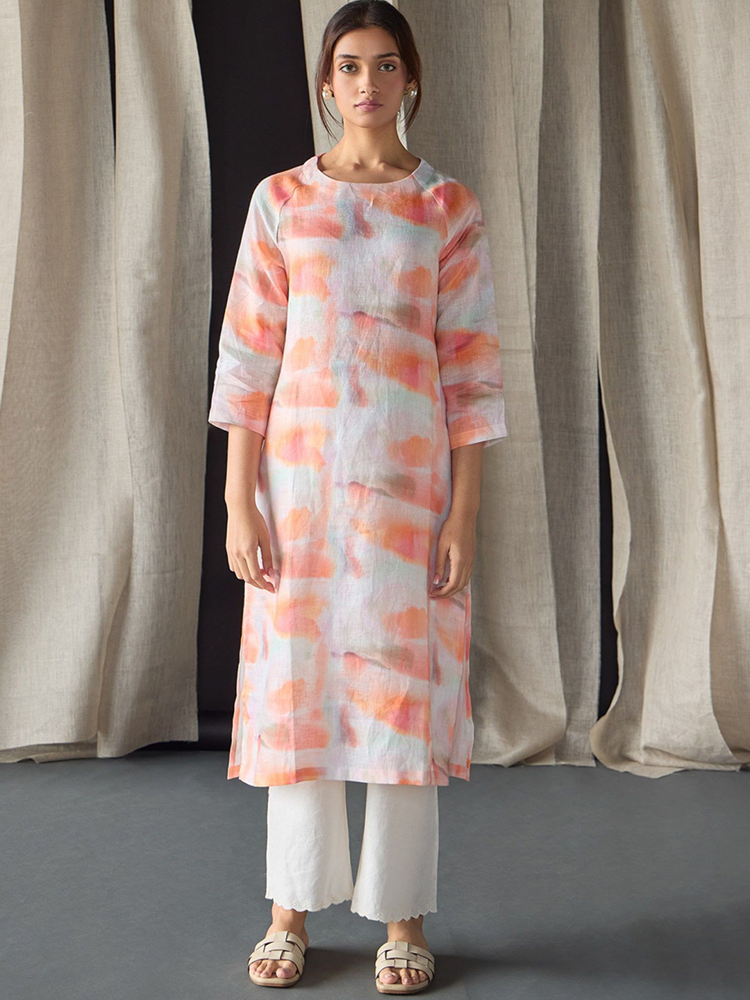 Bombay Bloom Printed Straight Kurta with Trousers