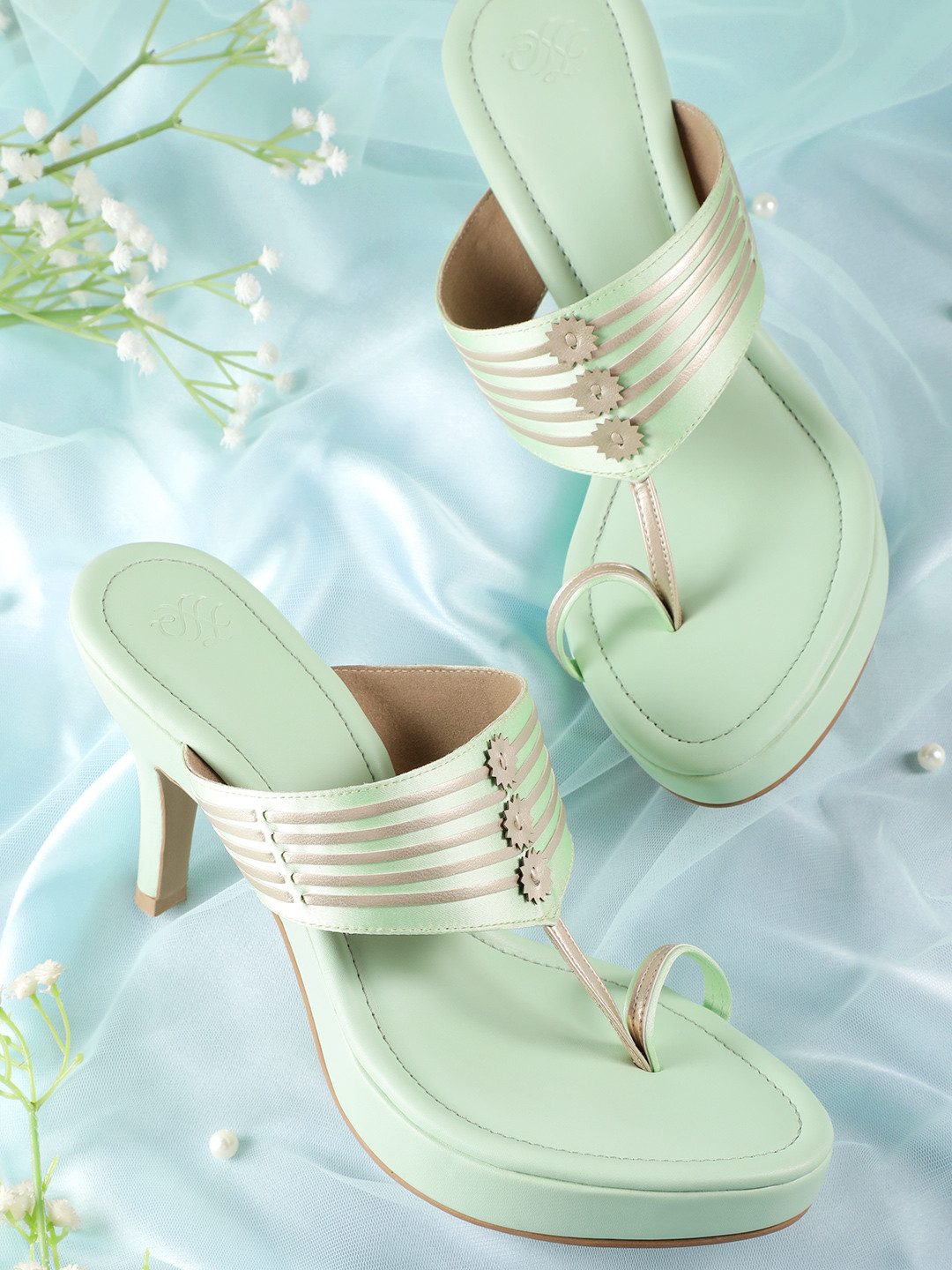 House of Pataudi Open Toe Woven Design Slim Heels