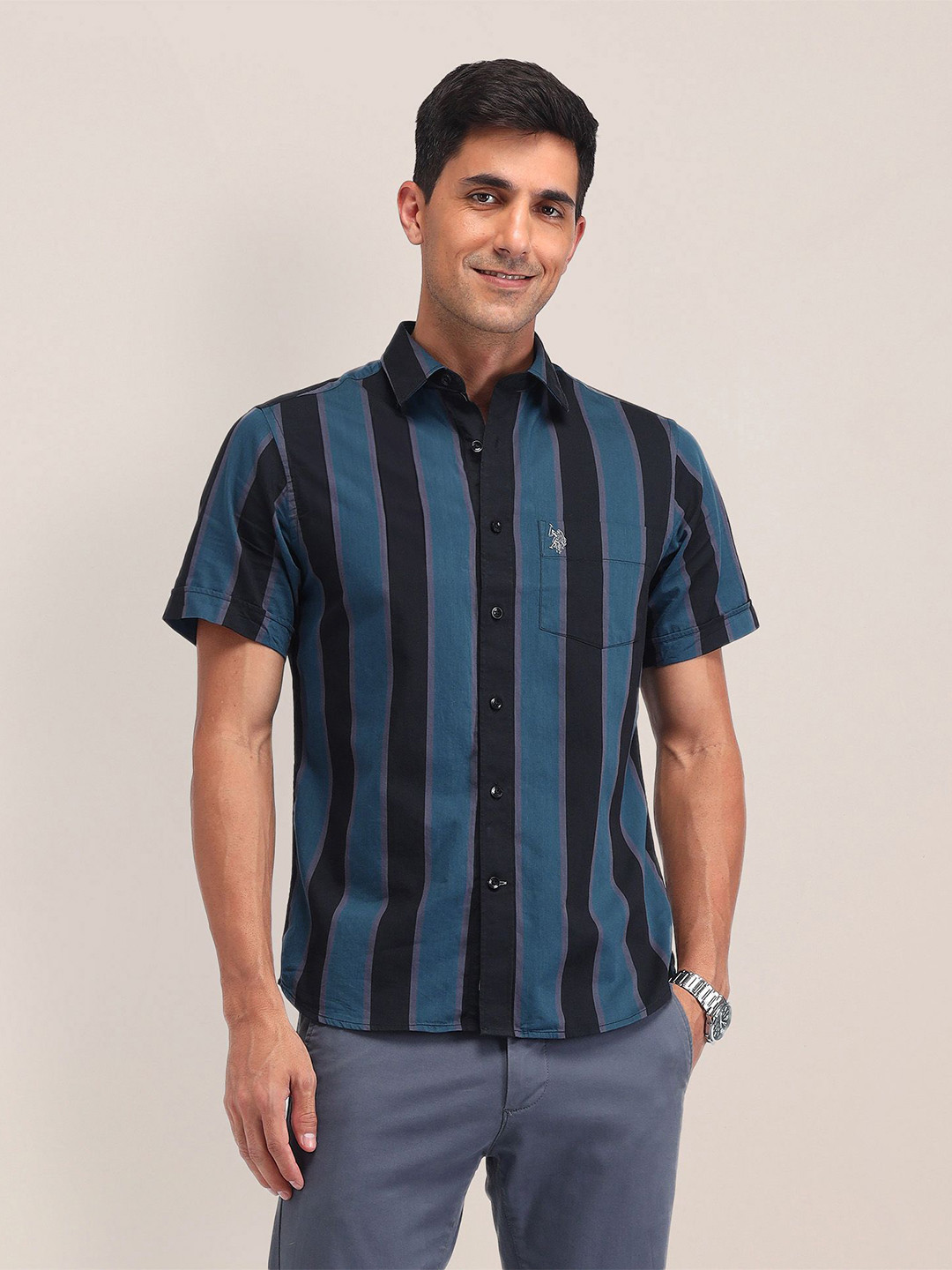 U.S. Polo Assn. Men Classic Tailored Fit Opaque Striped Casual Shirt