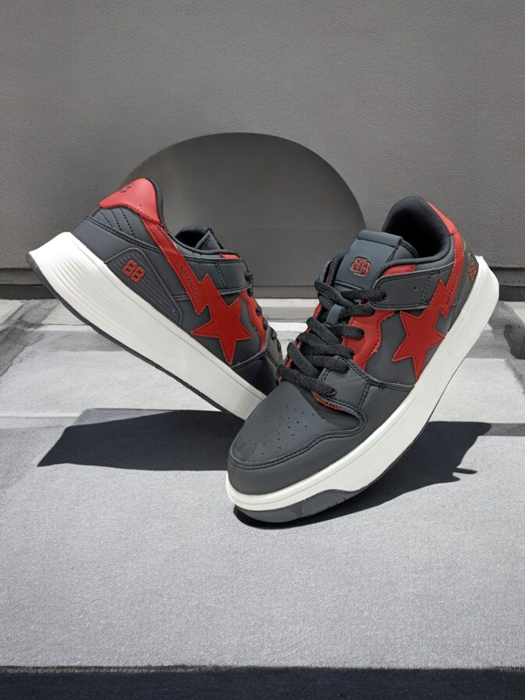 BOTABOCHI Men Round Toe Lace-Ups Sneakers