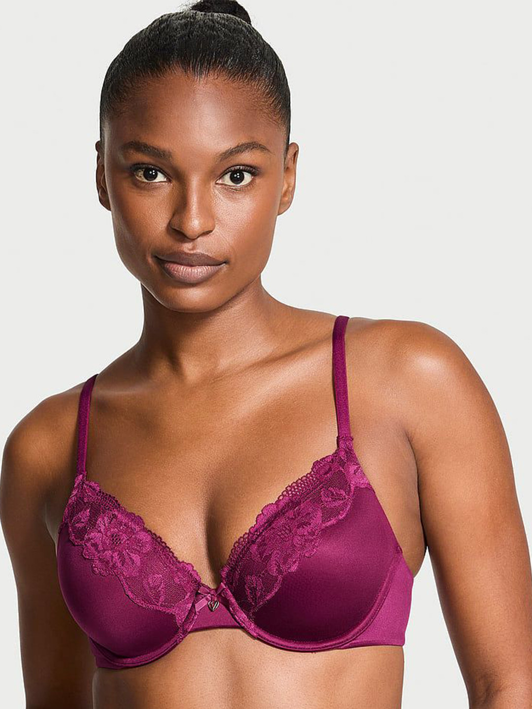 Victoria's Secret Body by Victoria Lightly Lined Lace-Trim Full-Coverage Embellished Bra