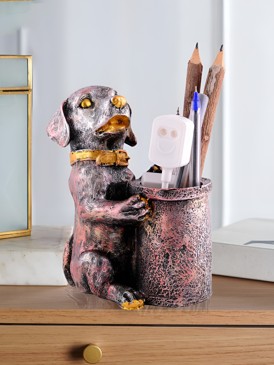 Zart Pink & Black Dog Shaped Pen Stand