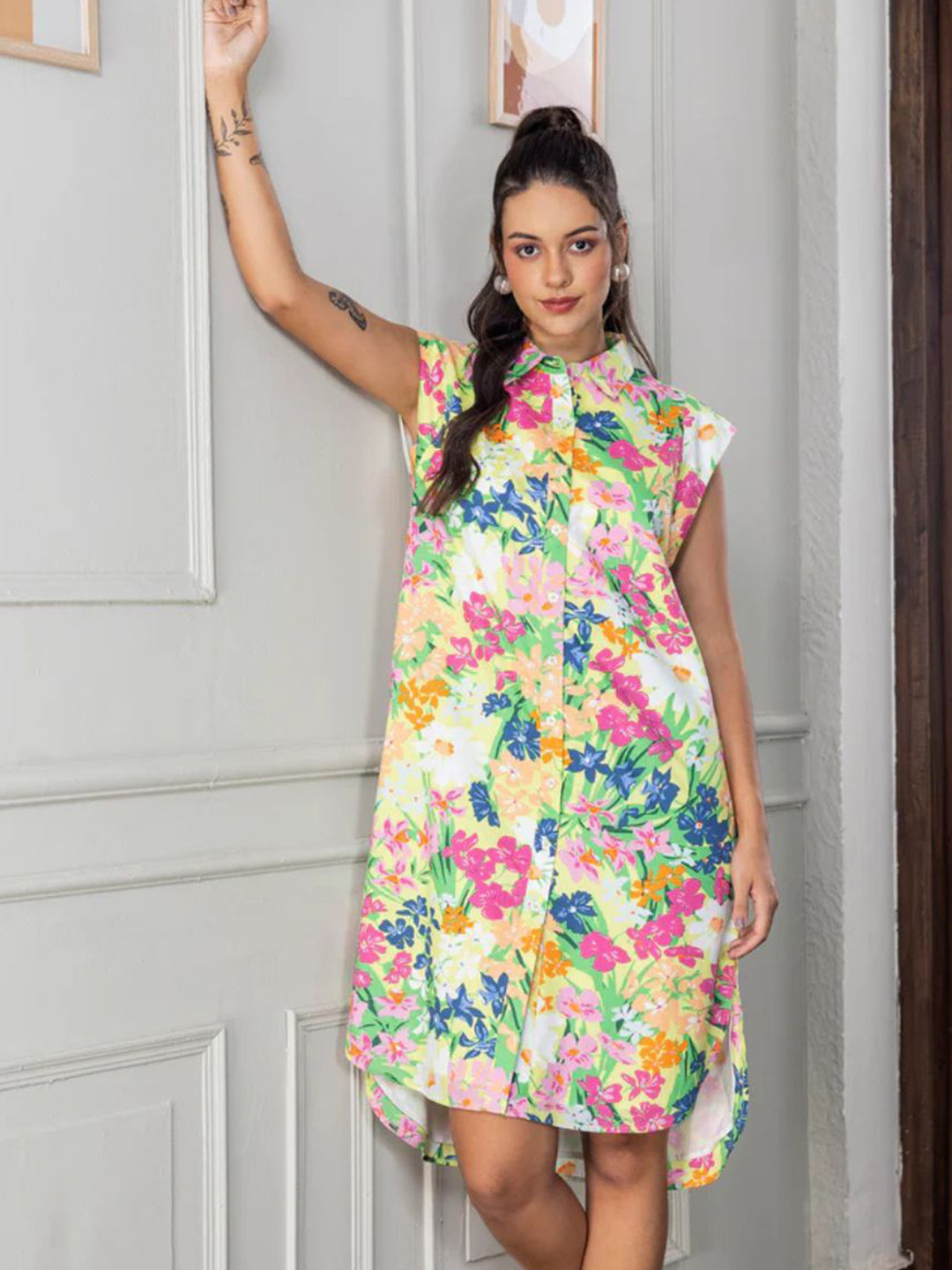 DESIGNS BY QUEEN BEE Women Cotton Shirt Collar Floral Print  High-Low A-Line Dress