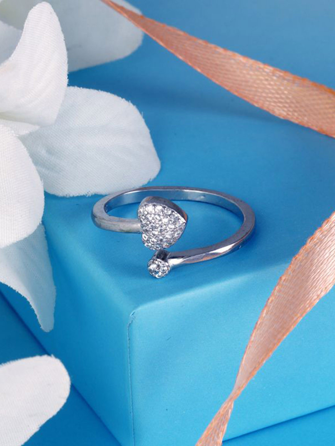 Tuanz Silver Jewelry 925 Sterling Silver Rhodium-Plated Cubic Zirconia-Studded Finger Ring