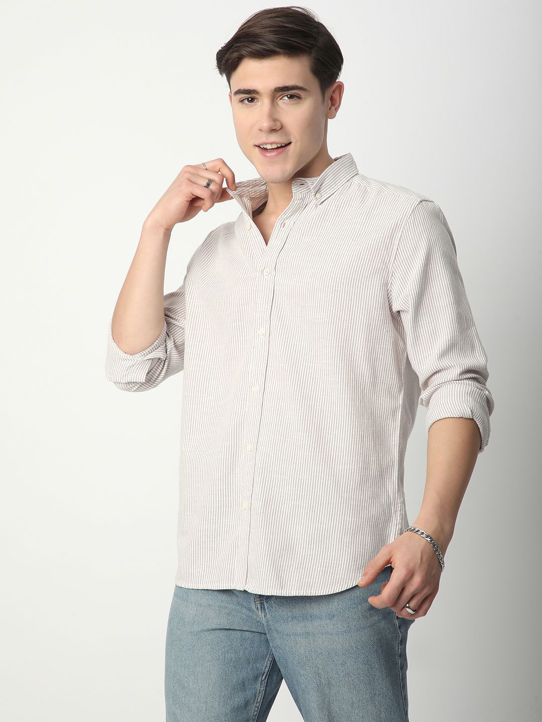 R&B Men Cutaway Collar Pinstripes Striped Cotton Casual Shirt