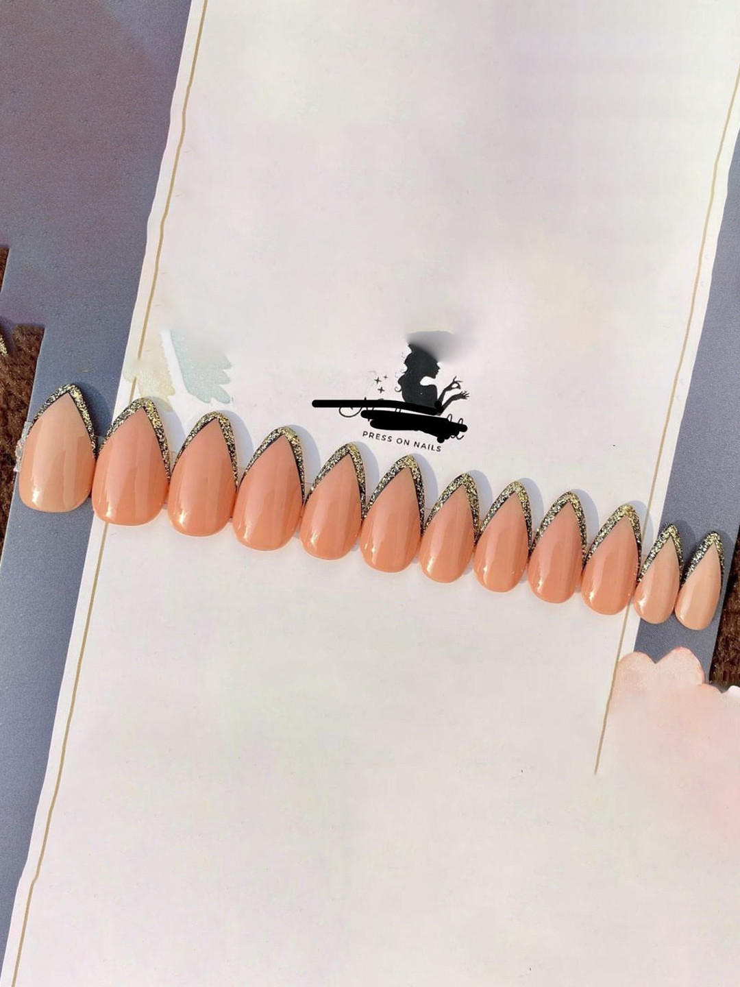 AMOK STORE Set Of 12 Reusable Artificial Nails With Mini Application Kit - Multicolor