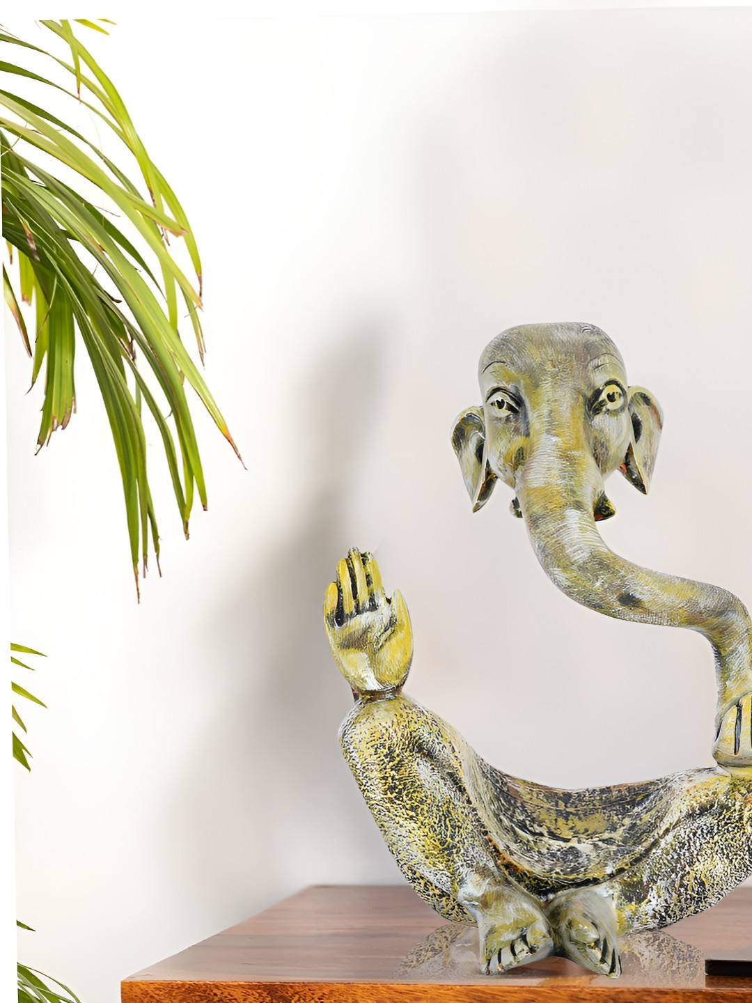 Zart Green Polyresin Natural Living Room Medium Showpiece - 3.9 Inches