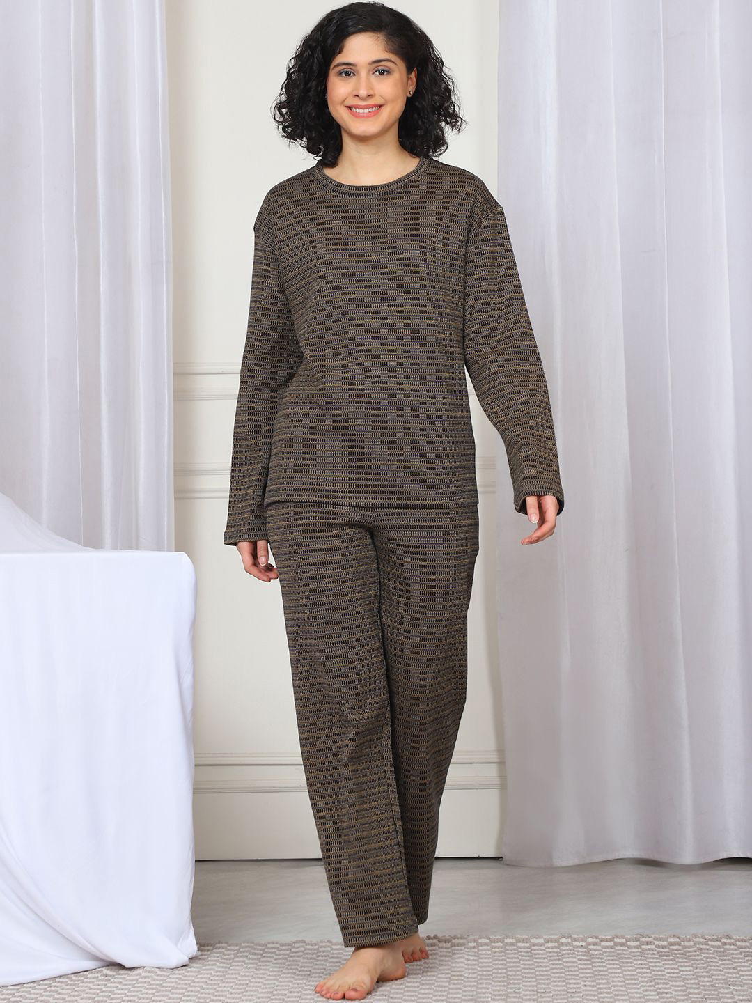 Kanvin Women Striped Casual Night suit