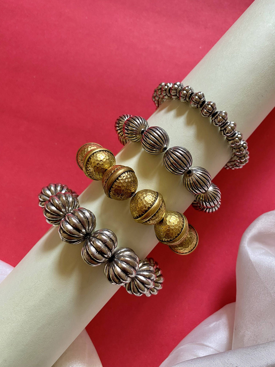 ATIBELLE Set Of 4 Gold-Plated Elasticated Bracelets