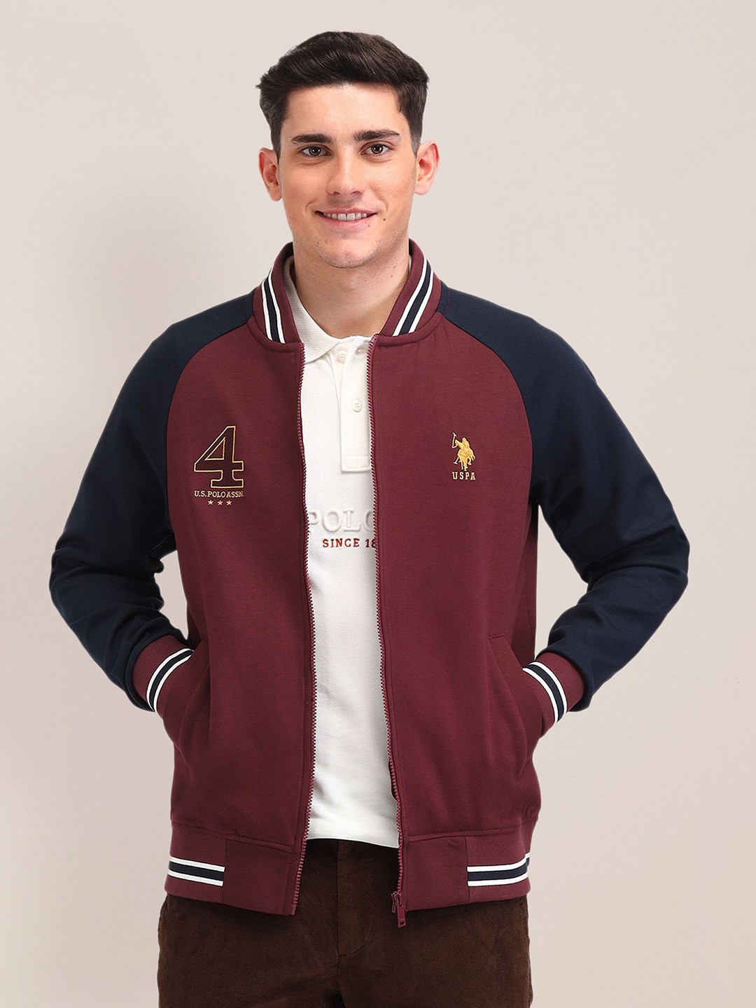 U.S. Polo Assn. Men Colourblocked Long Sleeves Mock Collar Sweatshirt