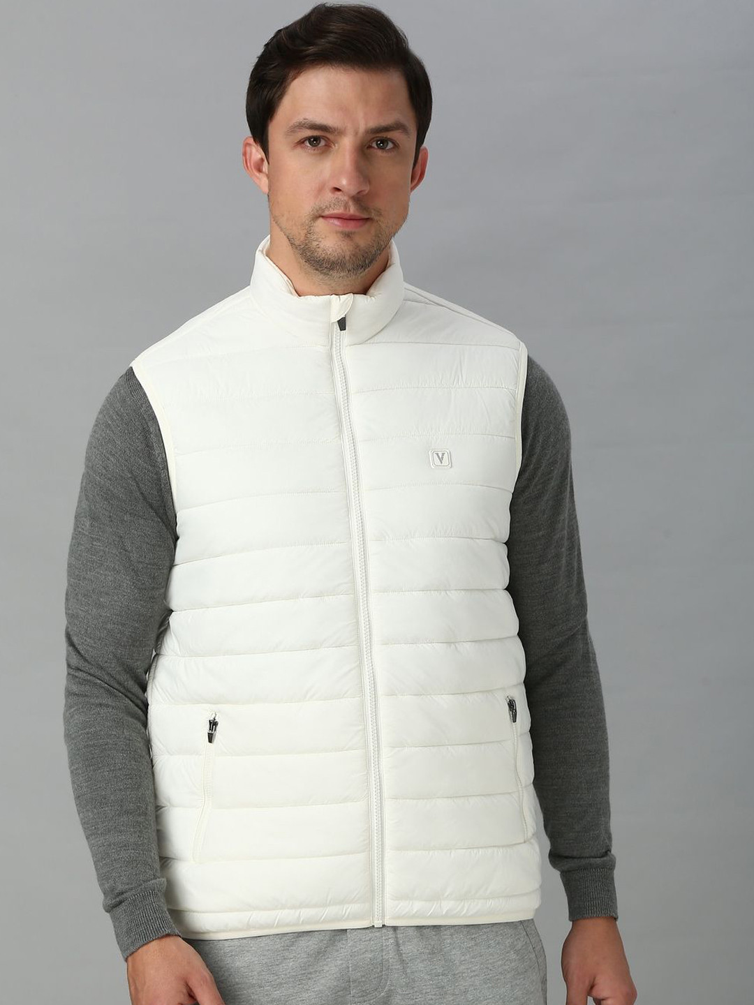Van Heusen Innerwear Athleisure Men Solid High Neck Sleeveless Quilted Jacket