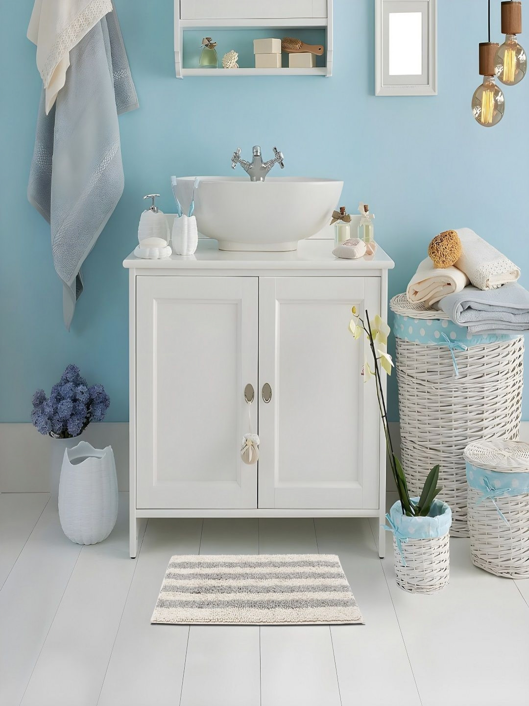 CAZIMO White & Grey Printed Pure Cotton Bath Rugs