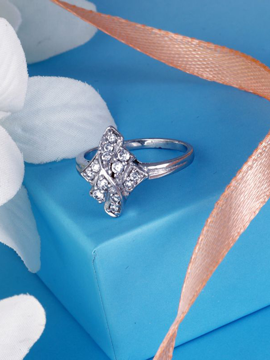 Tuanz Silver Jewelry 925 Sterling Silver Rhodium-Plated CZ-Studded Avanthi Triyam Ring