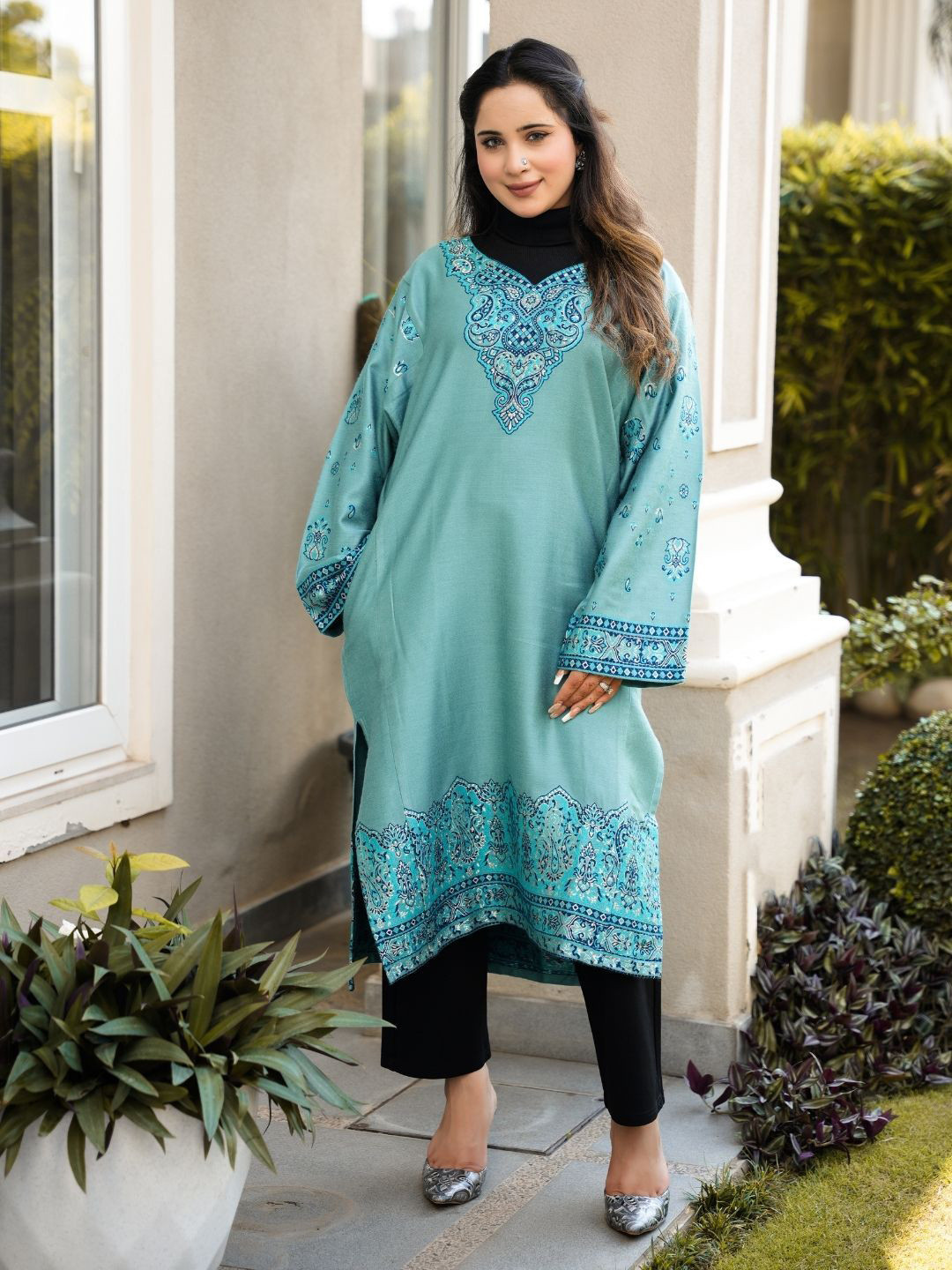 HOUSE OF KIRNA'S WITH LOGO OF HOK Women Ethnic Motifs Woven Design i Style Kurta