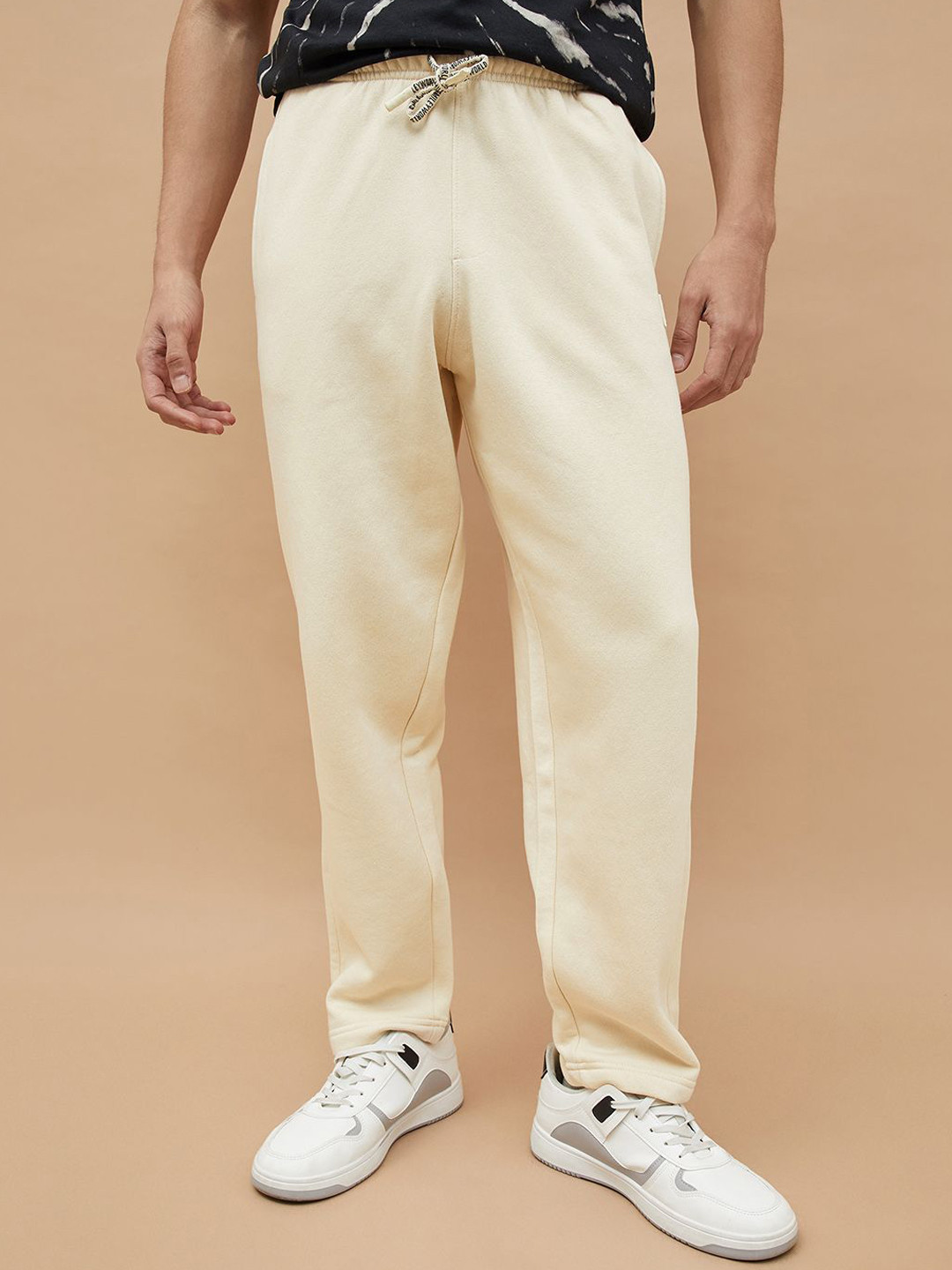SmileyWorld Men Mid-Rise Relaxed Fit Track Pants