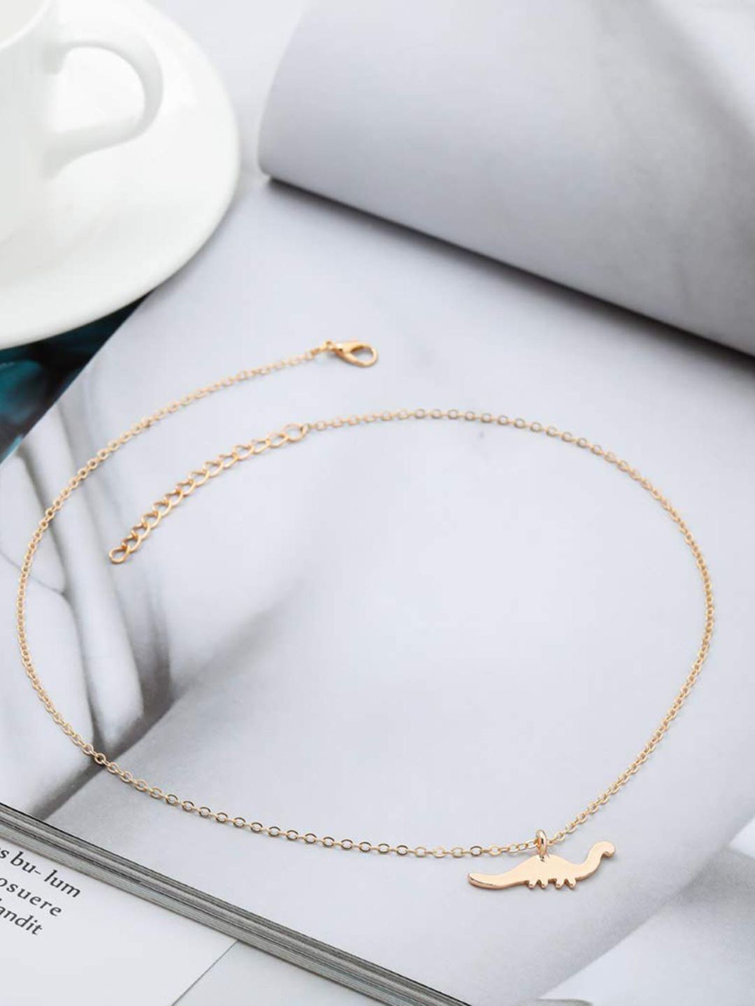 Pinapes Unisex Set of 2 Gold-Plated Layered Heart and Dinosaur Minimal Chains