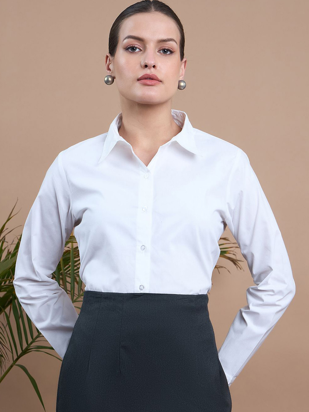 Noi Women Smart Spread Collar Solid Cotton Formal Shirt
