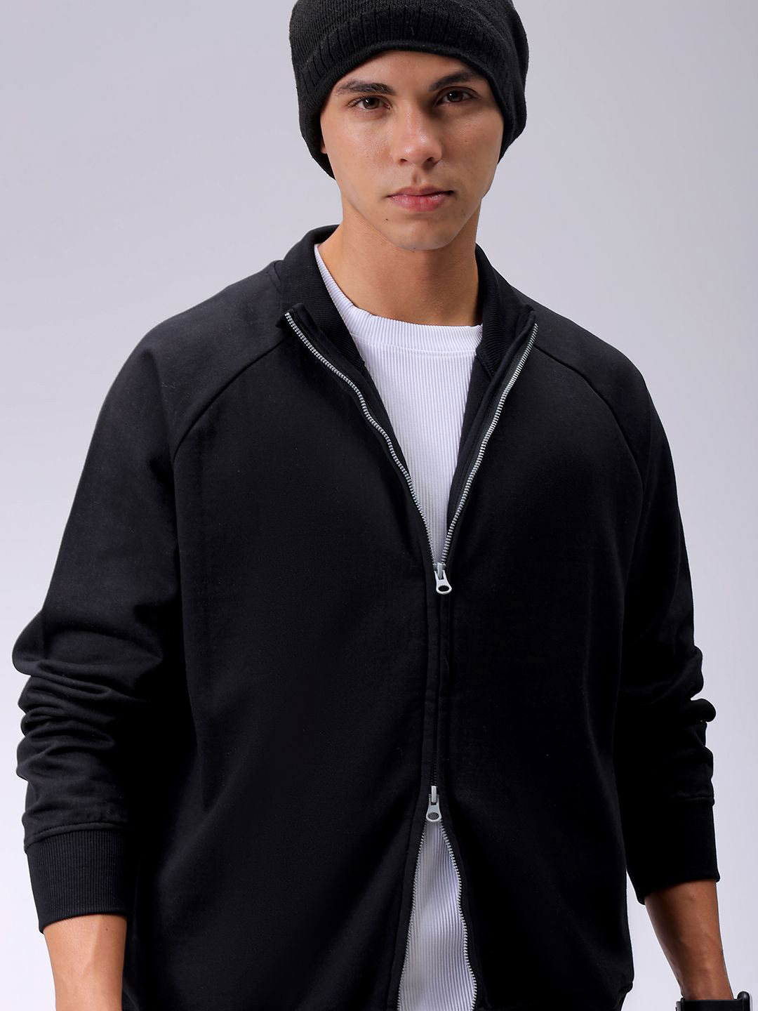 The Indian Garage Co Mens Black Relaxed Fit Solid Frontopen-Highneck Sweatshirts