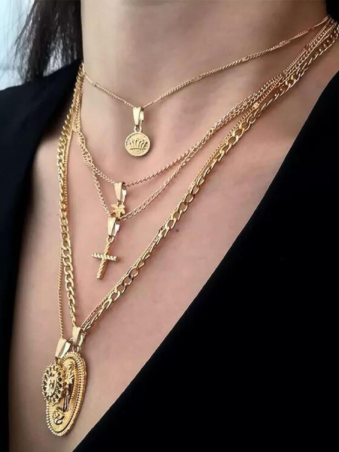 Pinapes Unisex Set of 2 Gold-Plated Layered Pearl and Cross Minimal Necklaces