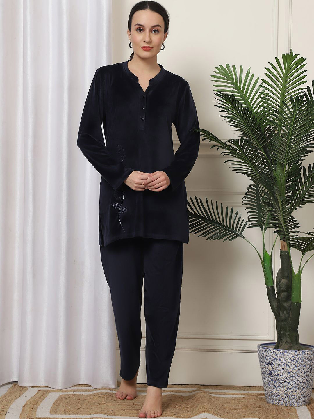 Kanvin Women Mandarin Collar Slip-On Night suit