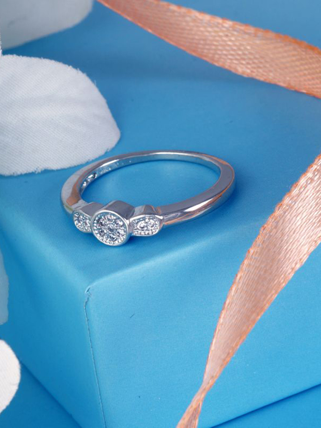 Tuanz Silver Jewelry 925 Sterling Silver Rhodium Plated CZ Stone Studded Damia Circle Ring