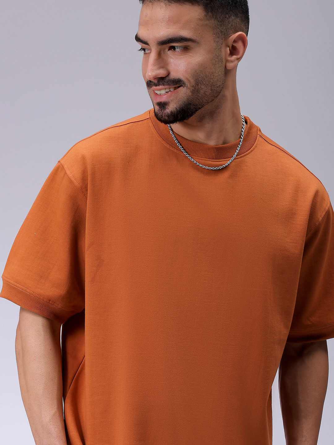 The Indian Garage Co Mens Polyester Beige Relaxed Fit Solid Overhead-Crewneck Sweatshirts