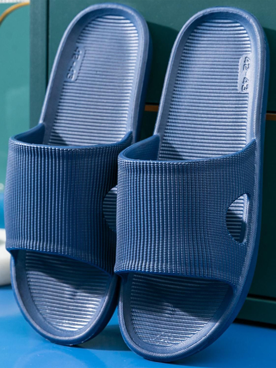 Mast & Harbour Men Spa Massage Flip Flops