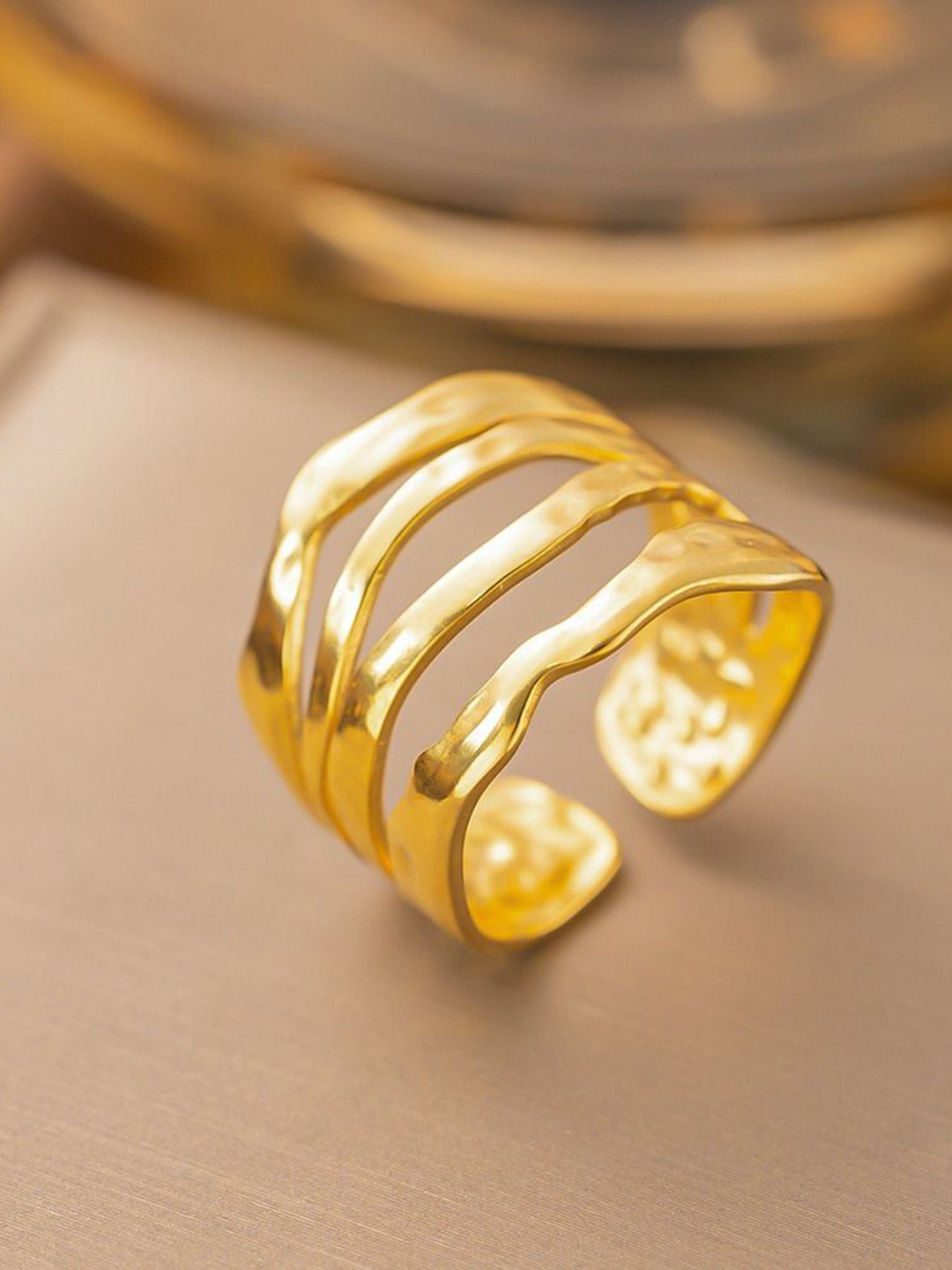 MYKI Toothsome Stainless Steel Gold-Plated Finger Ring