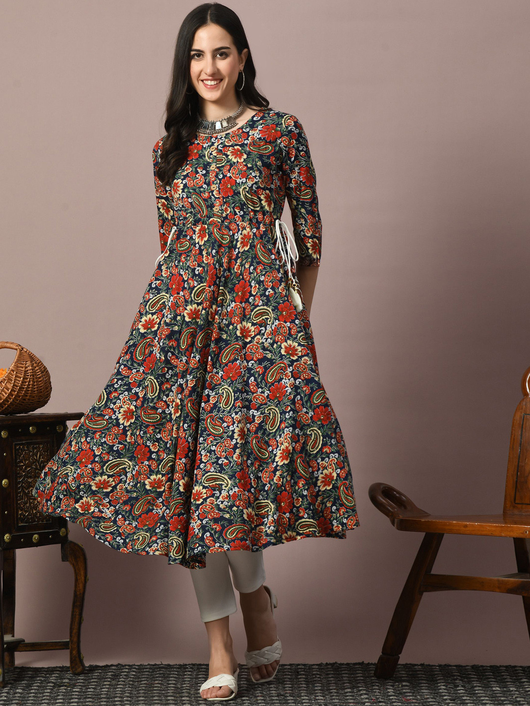 METAFAB Floral Printed Round Neck Three-Quarter Sleeves Regular Anarkali Kurta