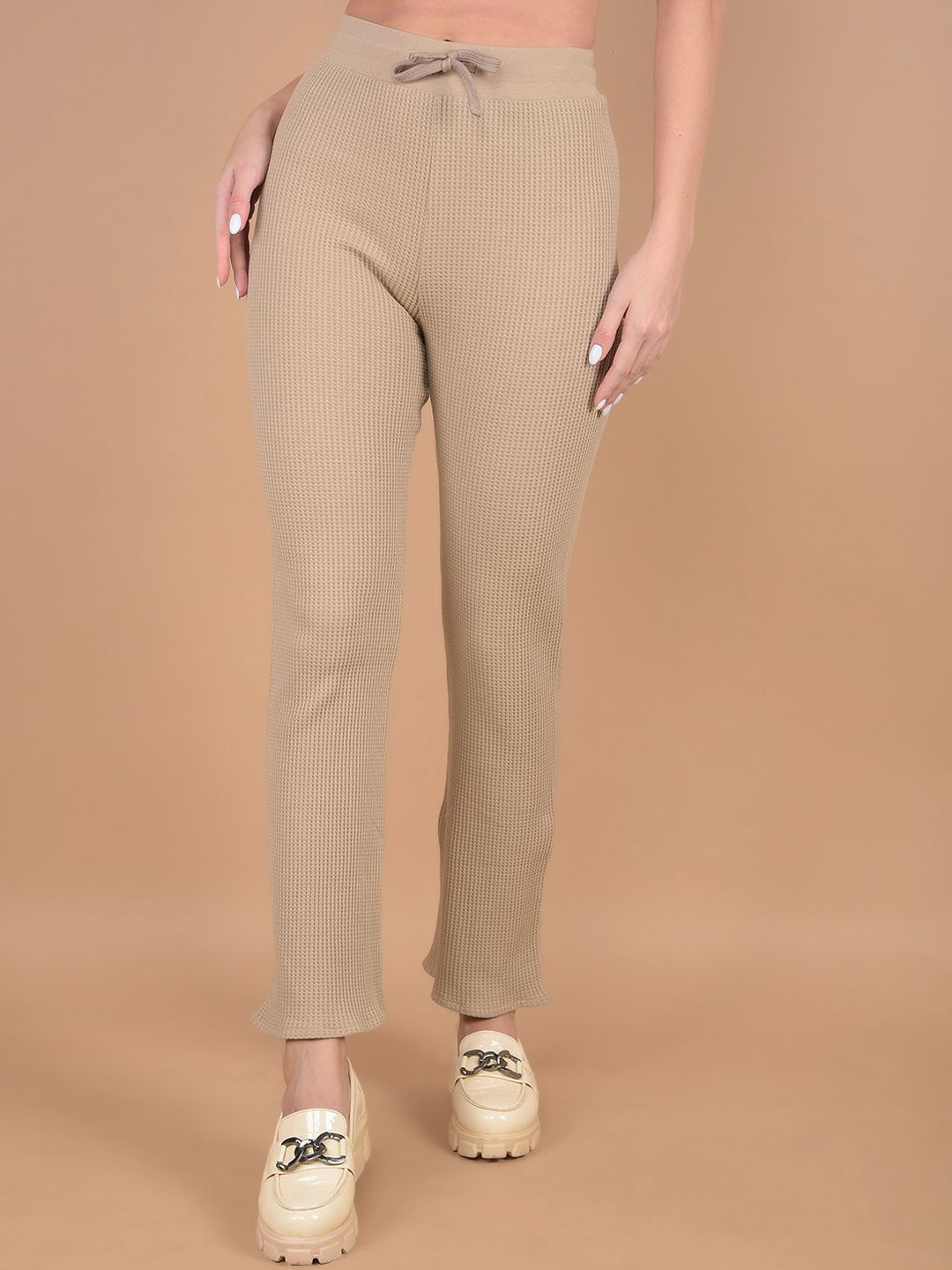 Crimsoune Club Women Mid-Rise Regular Fit Wide Leg Trouser