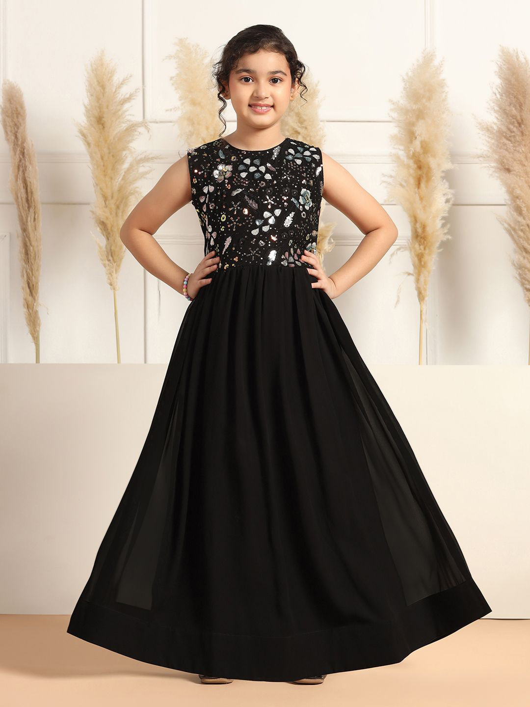 FASHION DREAM Girls Floral Embroidered Gown Dress