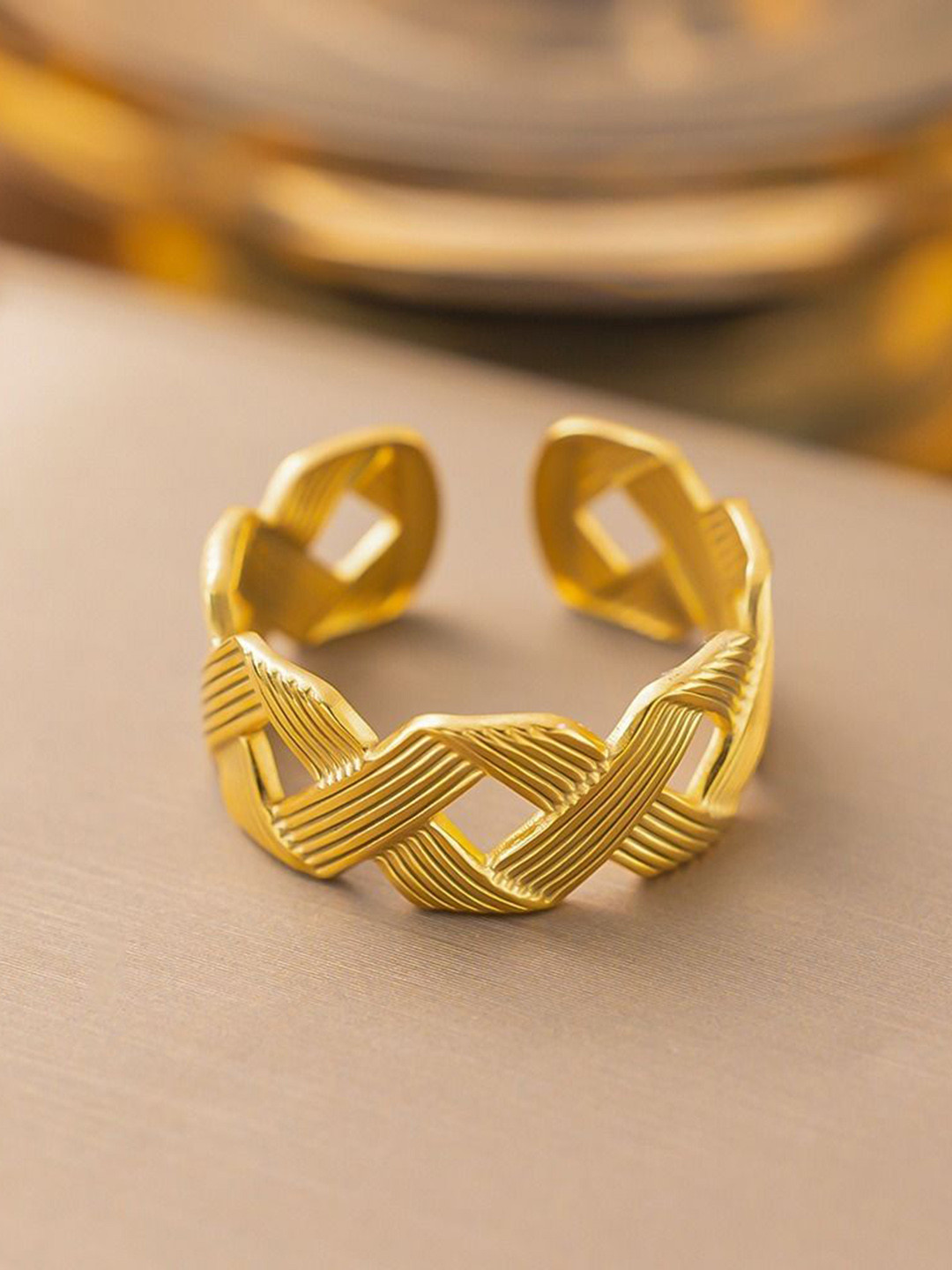 MYKI Gold-Plated Stainless Steel Knockout Adjustable Finger Ring