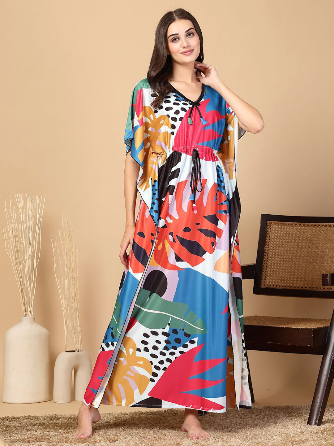 FABINALIV Women Black & White Abstract Graphic Printed V-Neck Kaftan Nightdress